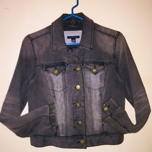 Tommy Hilfiger women’s jean jacket